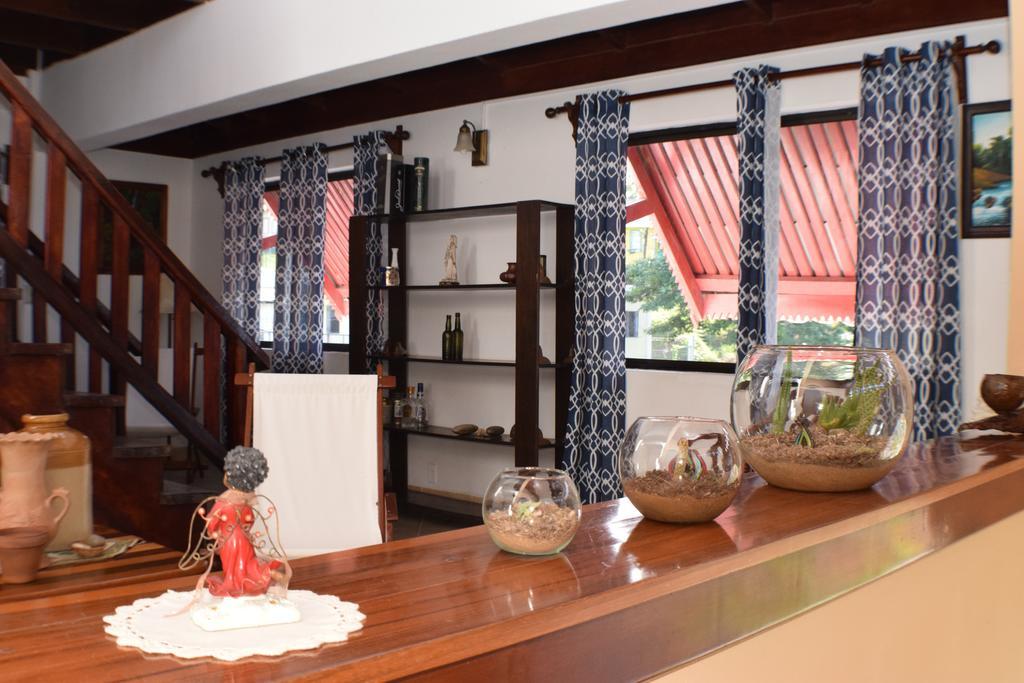 Martha'S Guesthouse ซานอิกนาซิโอ ภายนอก รูปภาพ