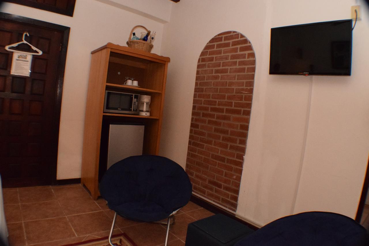 Martha'S Guesthouse ซานอิกนาซิโอ ห้อง รูปภาพ