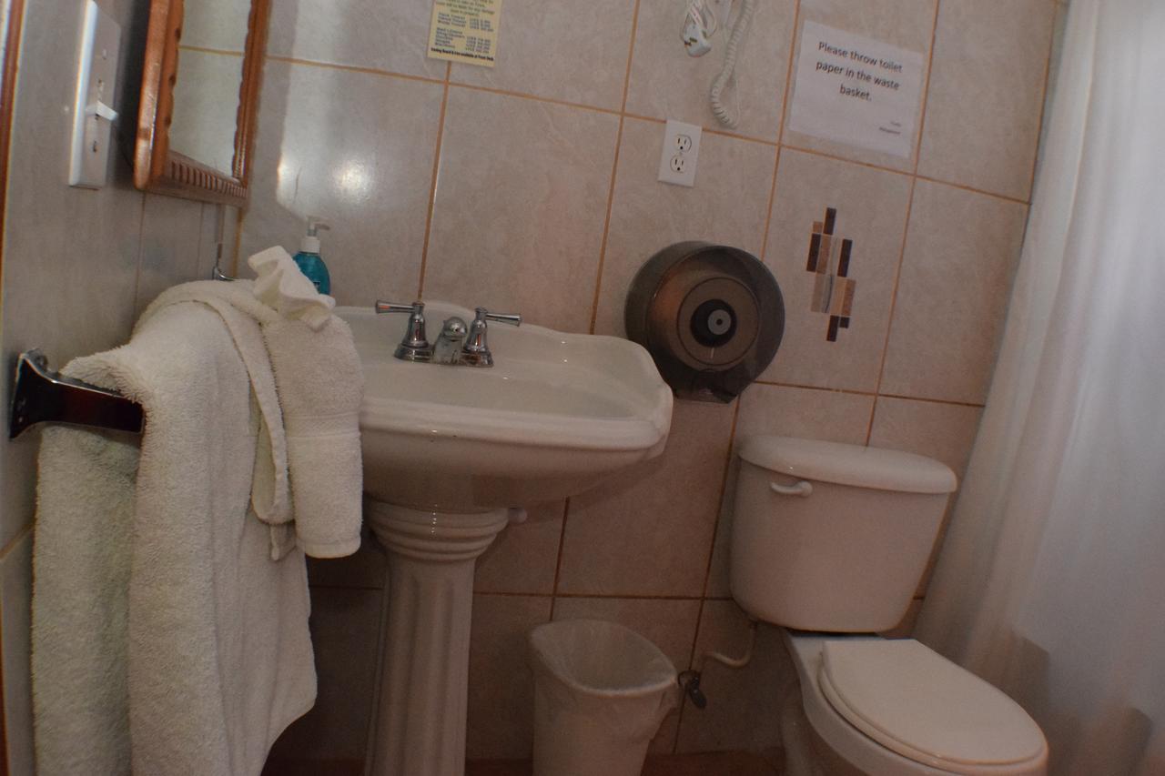 Martha'S Guesthouse ซานอิกนาซิโอ ห้อง รูปภาพ